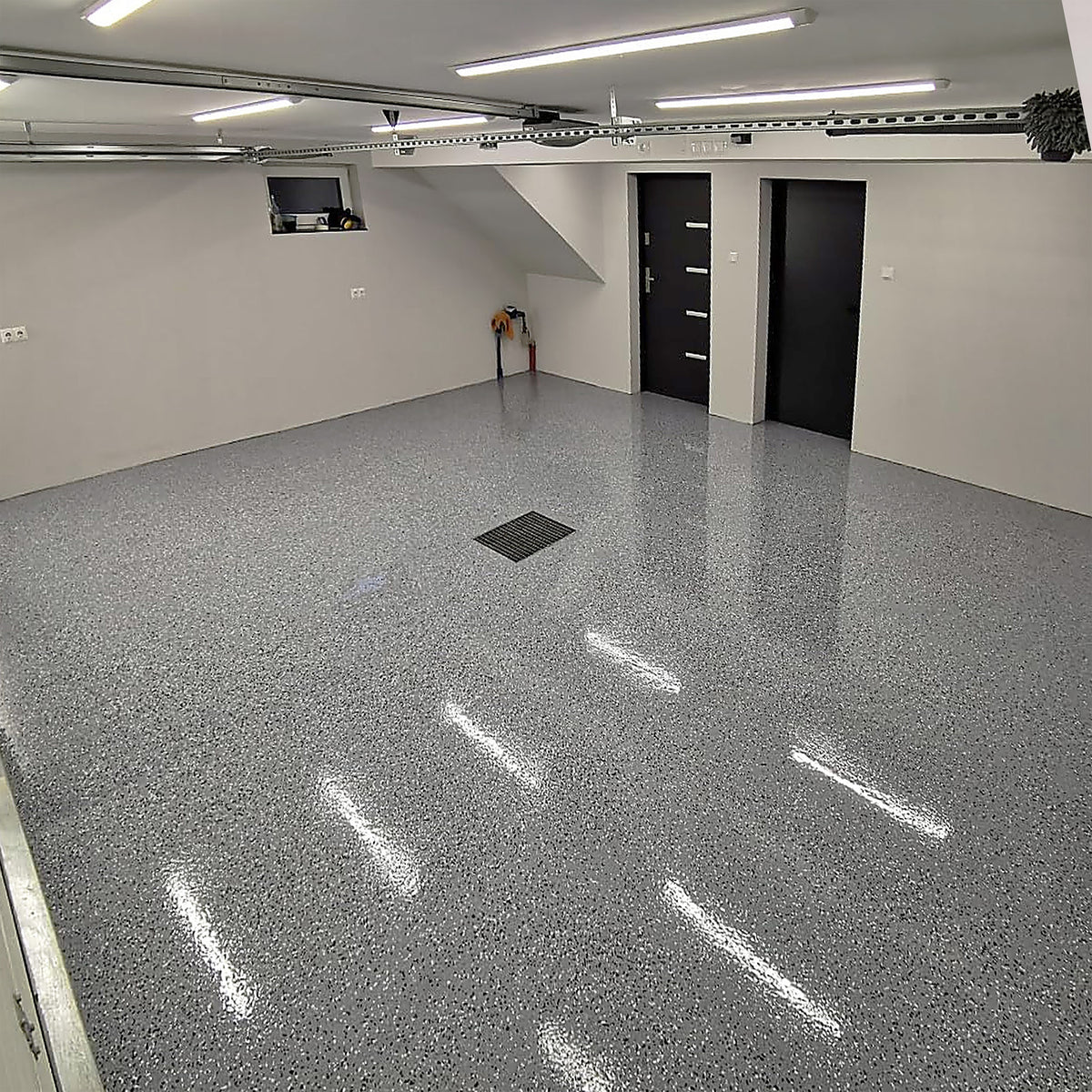 SYNTAJ – Lot de revêtement décoratif en résine pour 25 m² avec vernis de finition UV